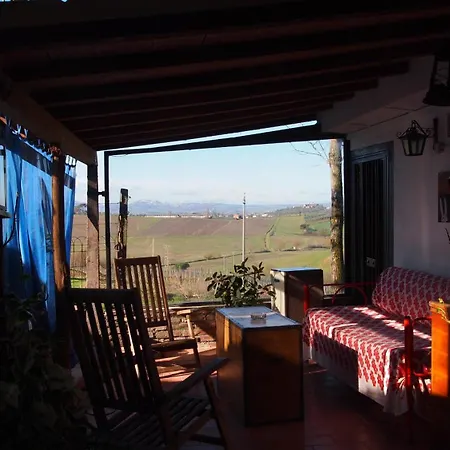 La Terra Alloggio per agriturismo Valiano