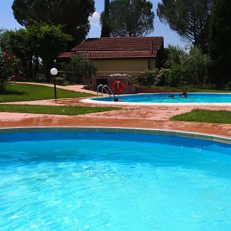 Alloggio per agriturismo La Terra Valiano