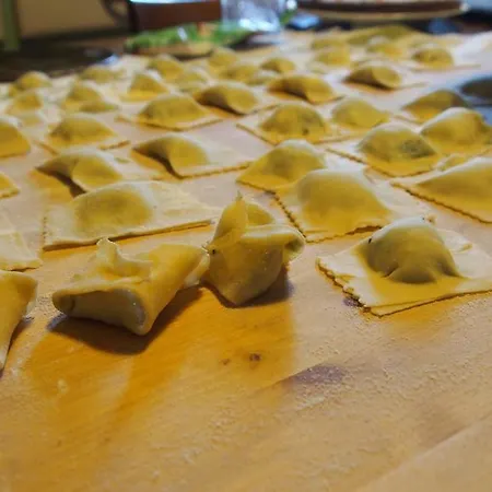 Alloggio per agriturismo La Terra Valiano